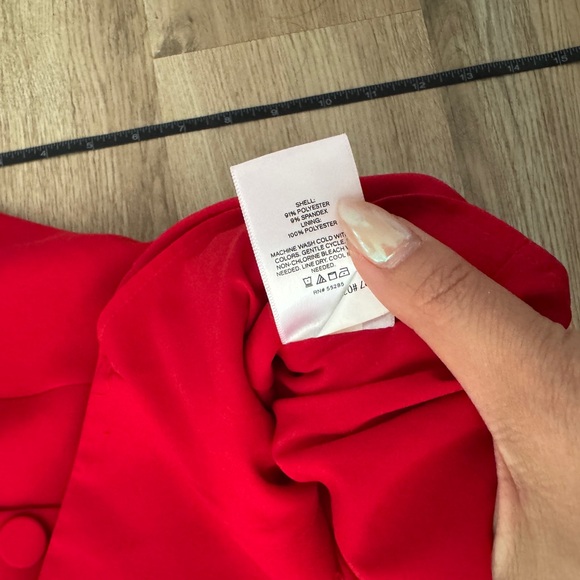 Express off the shoulder suit top - Picture 4 of 8